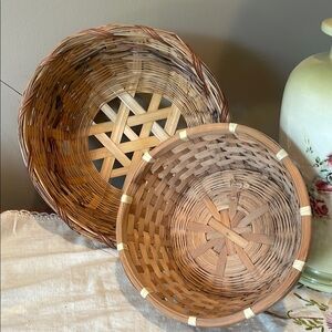 Set of 2 wicket baskets